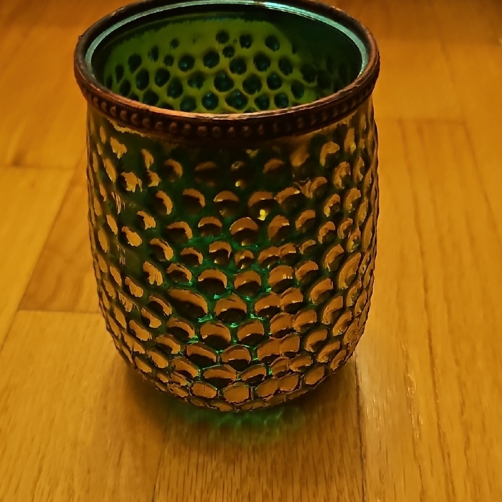 Green Textured Glass with Copper Rim